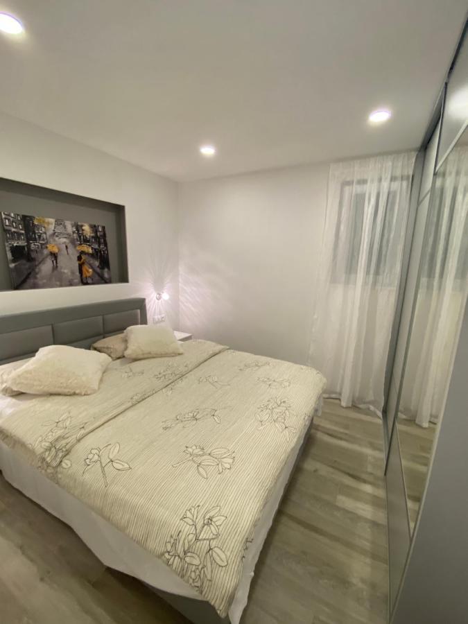 Apartment Bono Baška Voda エクステリア 写真