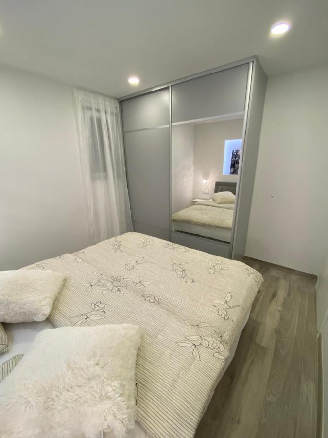 Apartment Bono Baška Voda エクステリア 写真